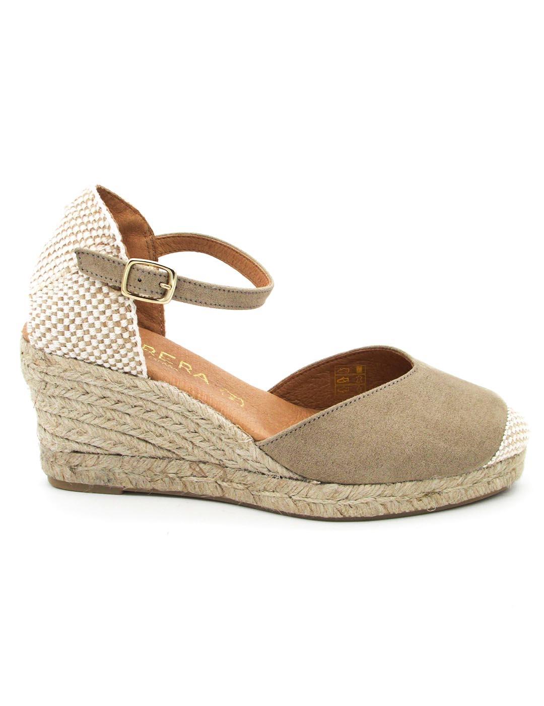 Alpargata Cabrera 29S-5 de color arena con cuña para mujer
