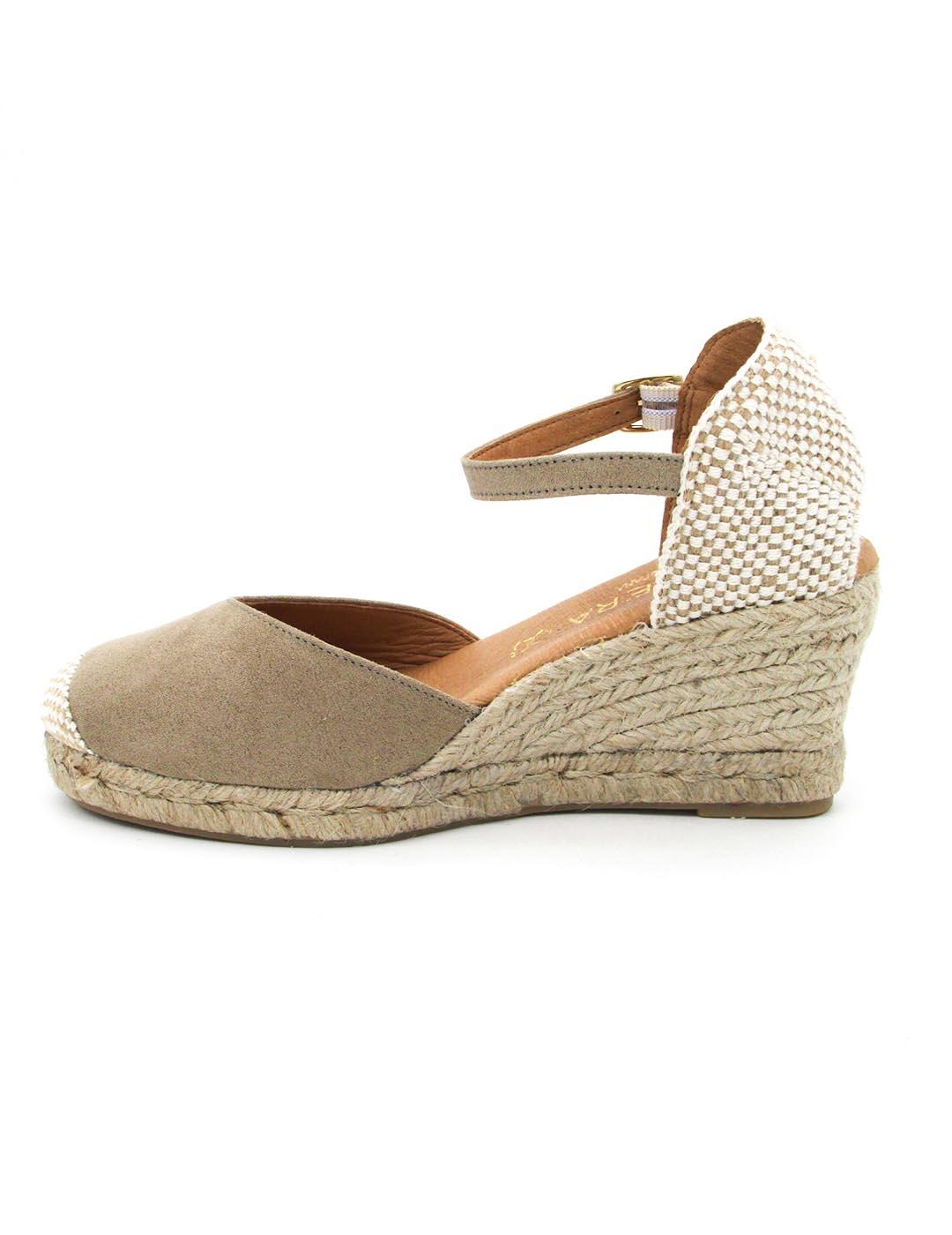 Alpargata Cabrera 29S-5 de color arena con cuña para mujer