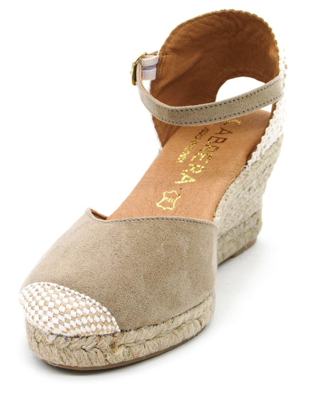 Alpargata Cabrera 29S-5 de color arena con cuña para mujer