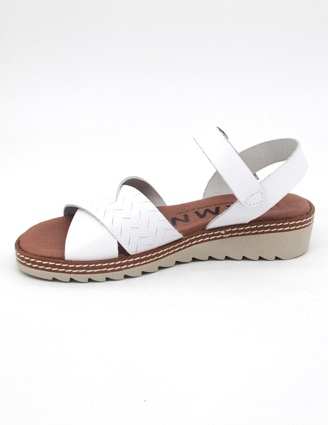 Sandalia KMN 23430 blanca plana
