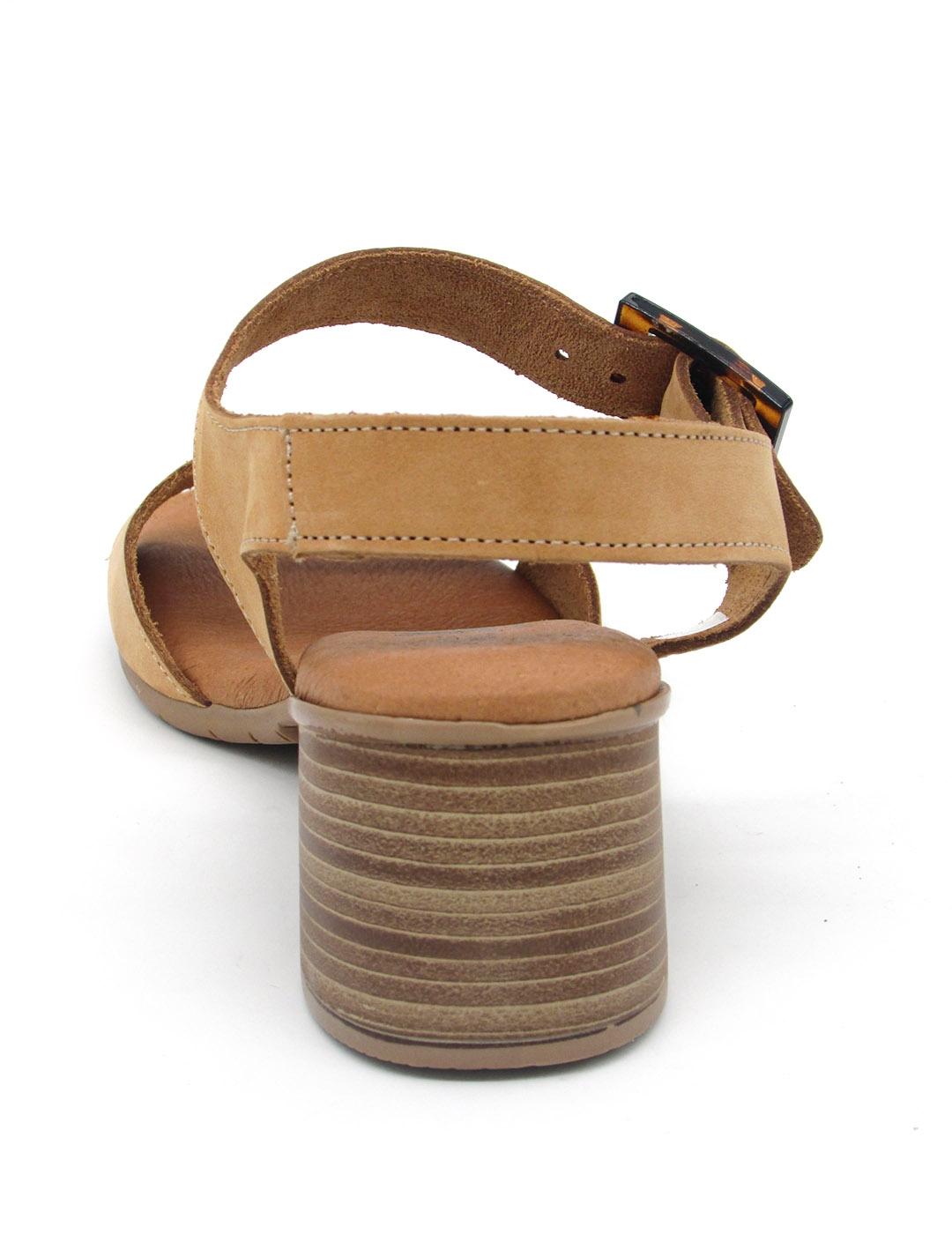 Sandalia KMN F-1050 de cuero con tacón