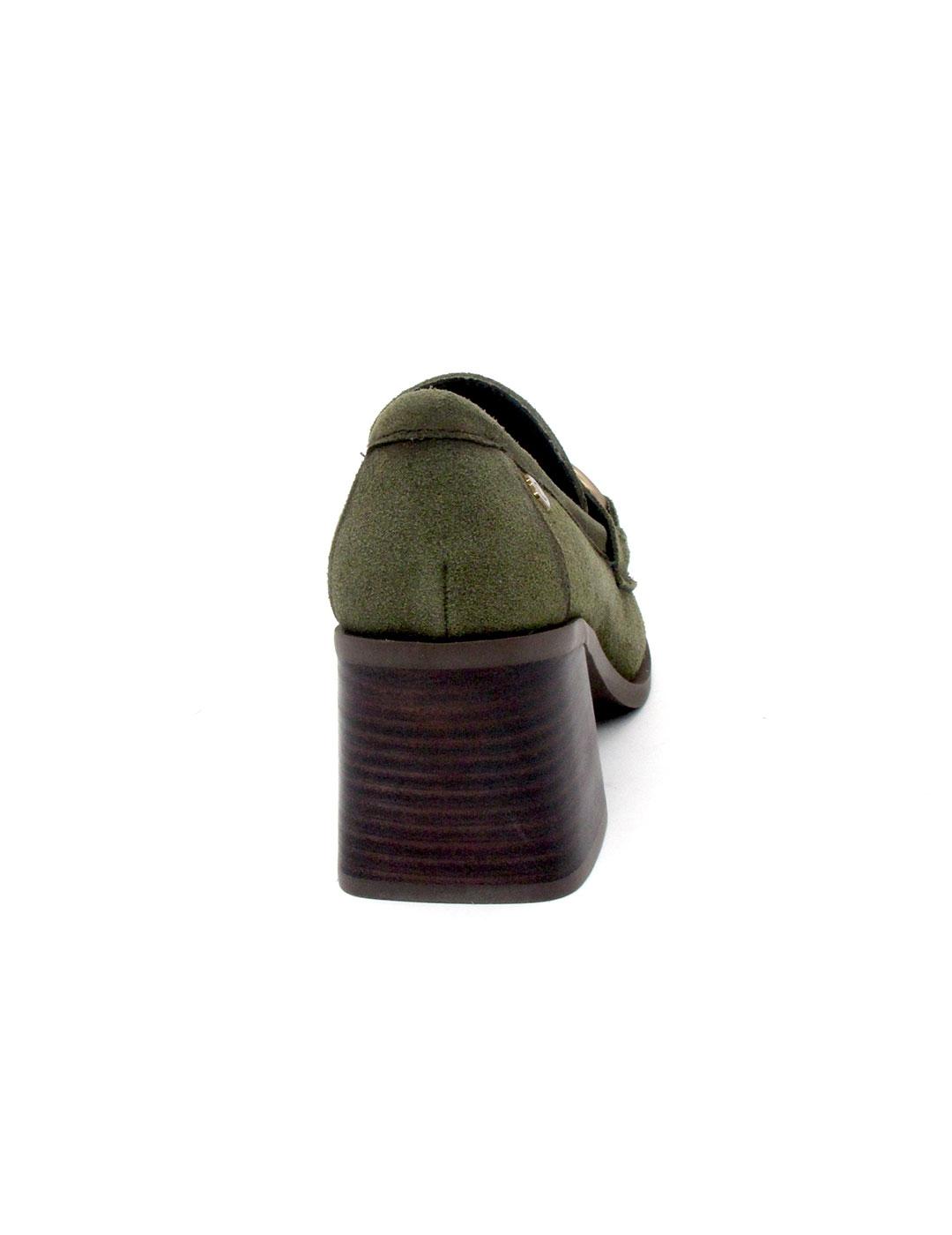 Zapato Carmela 161138 kaki para mujer 