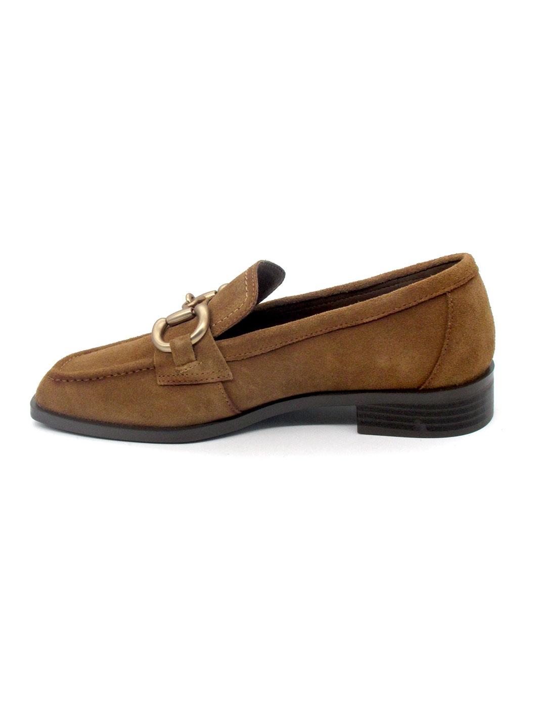 Zapato Carmela 161233 camel serraje para mujer