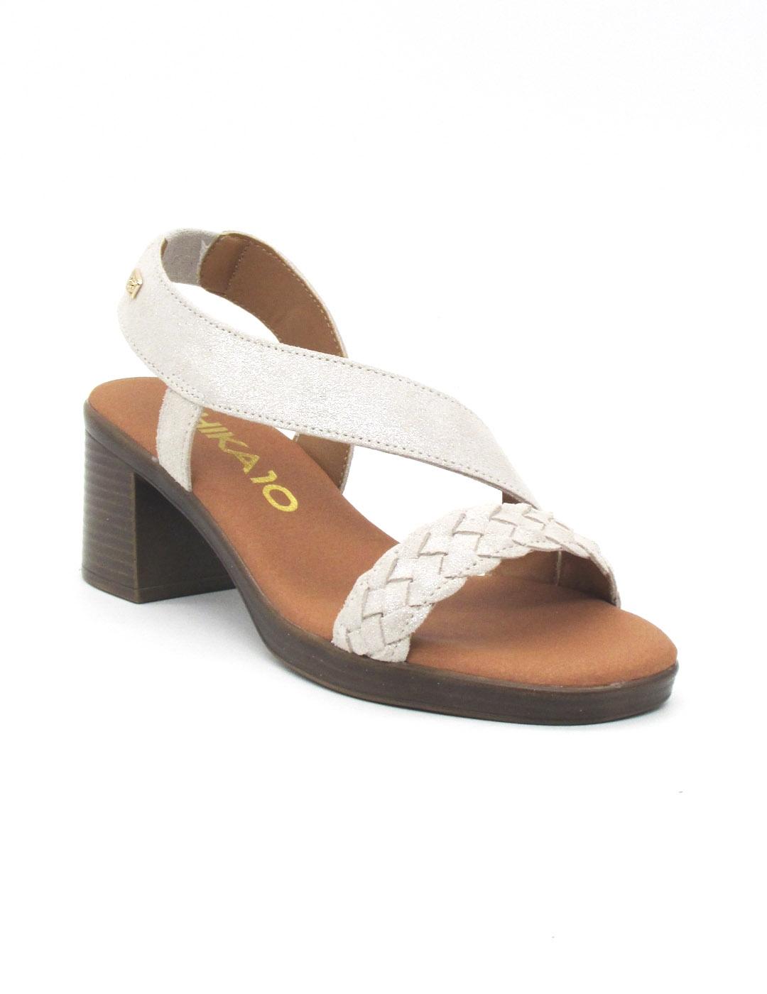 NEW GOTICA 11 CHIKA 10 SANDALIA PLATINO TACON