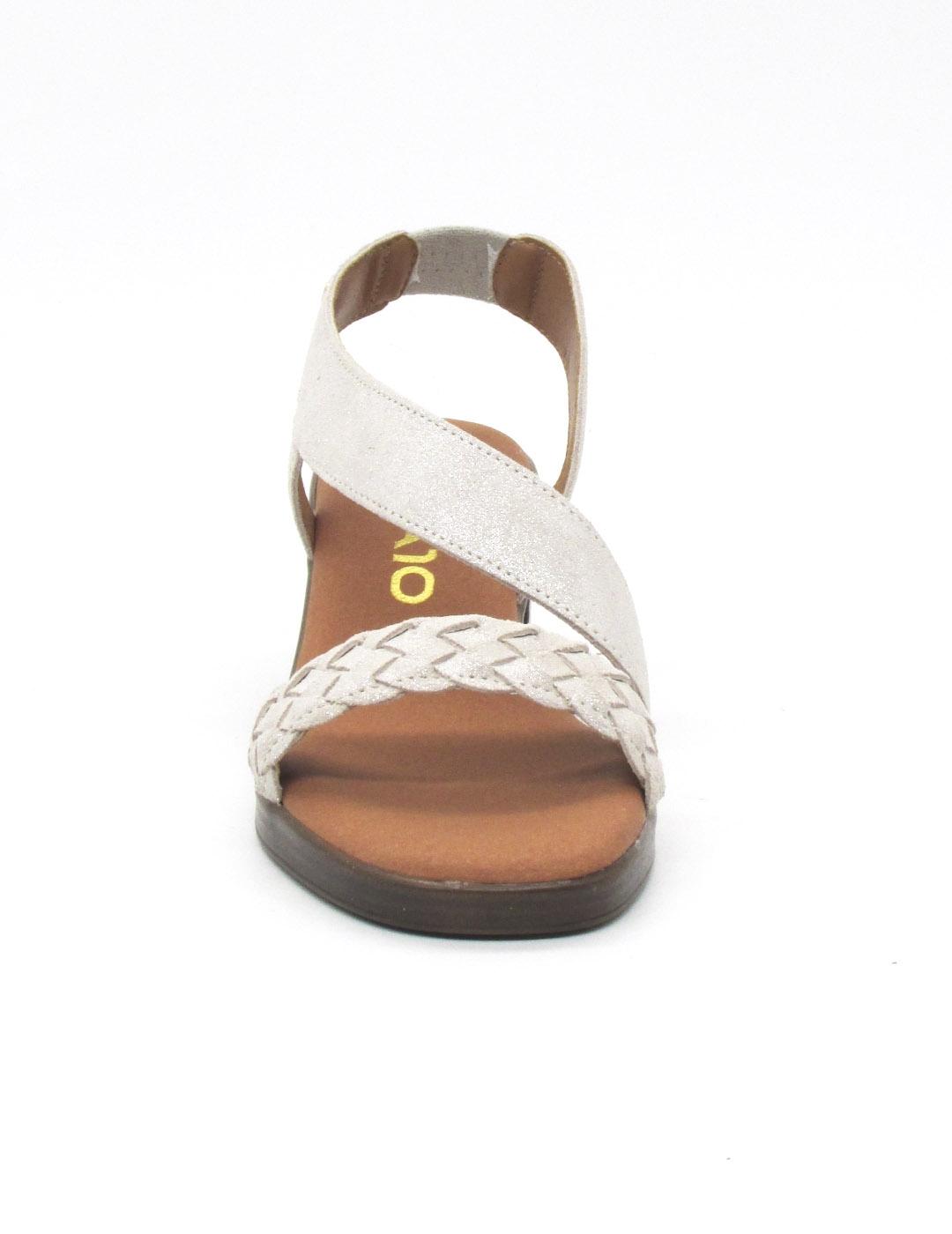 NEW GOTICA 11 CHIKA 10 SANDALIA PLATINO TACON