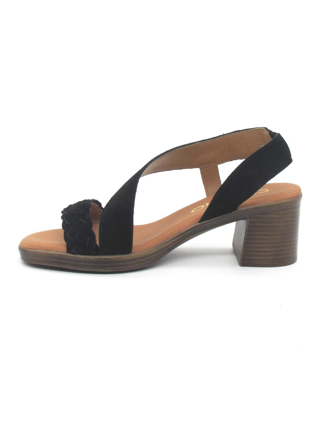 NEW GOTICA 11 CHIKA 10 SANDALIA NEGRO TACON