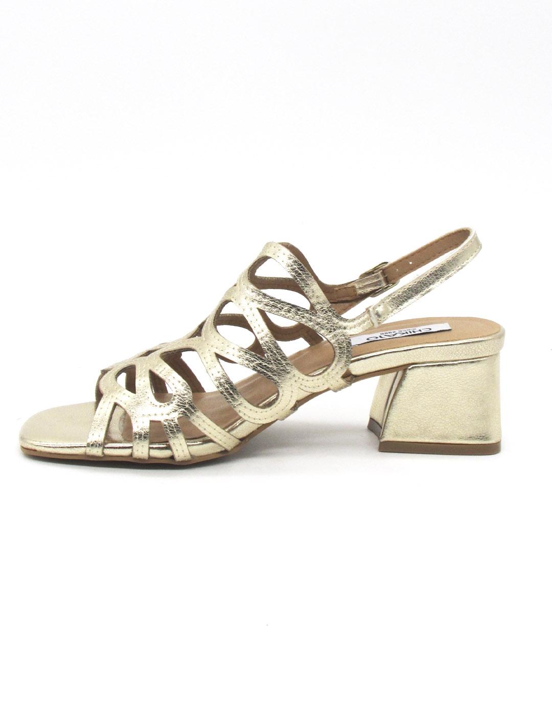 Sandalia Chika10 MELANIA 05 de color oro para mujer