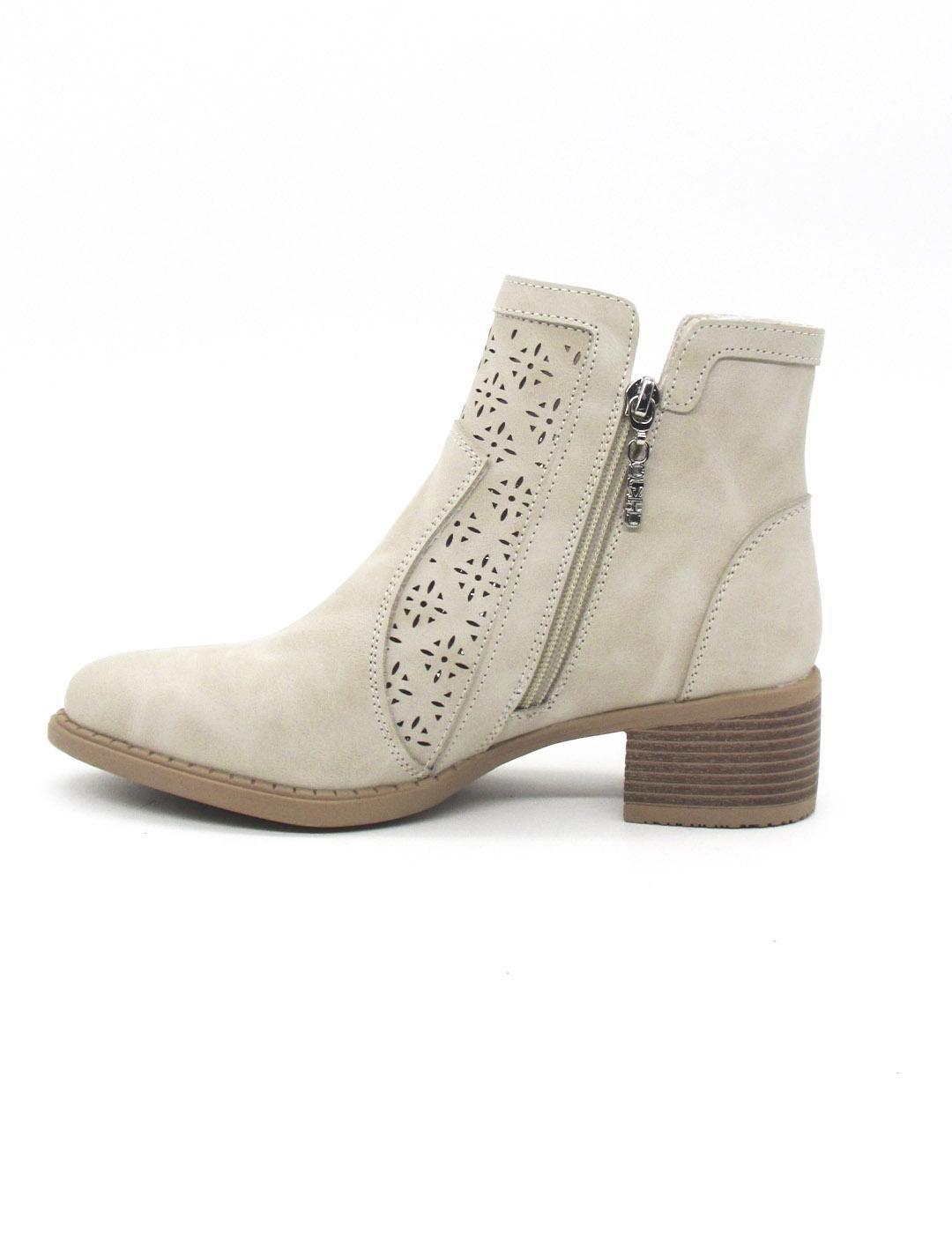 RAMBLA 04 CHIKA 10 BOTIN BEIGE CAMPERO