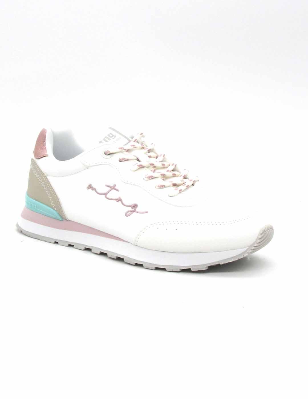 Zapatilla Mustang 60439 de color blanco con cordón