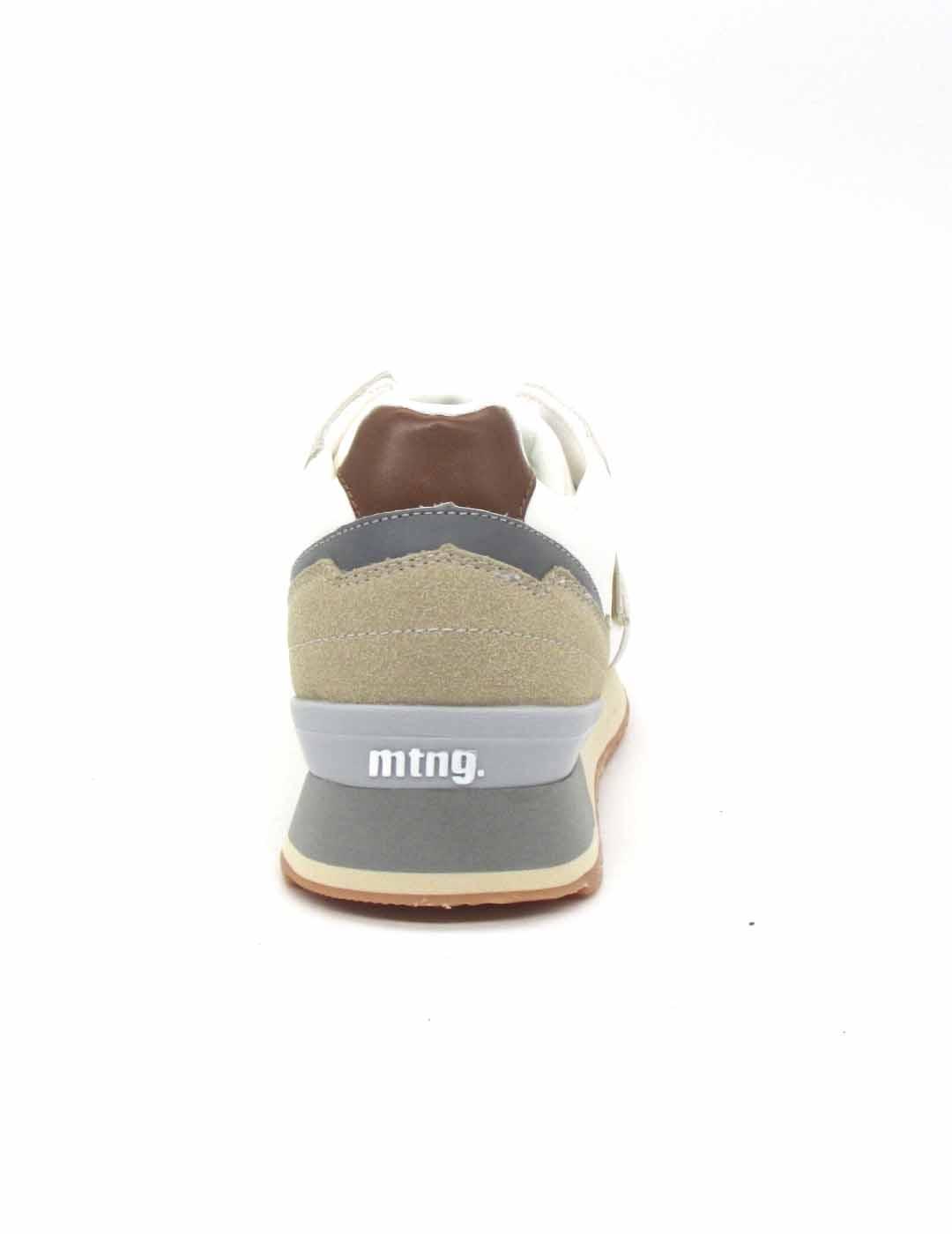 Zapatilla Mustang 84427 de color blanco con cordón para homb