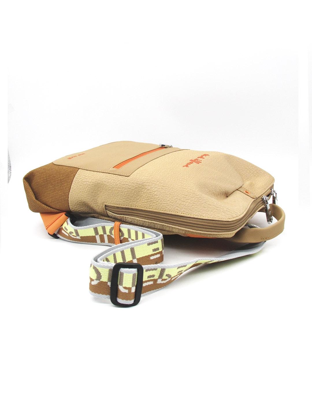 Mochila Pepe Moll 251480 de color cuero para mujer