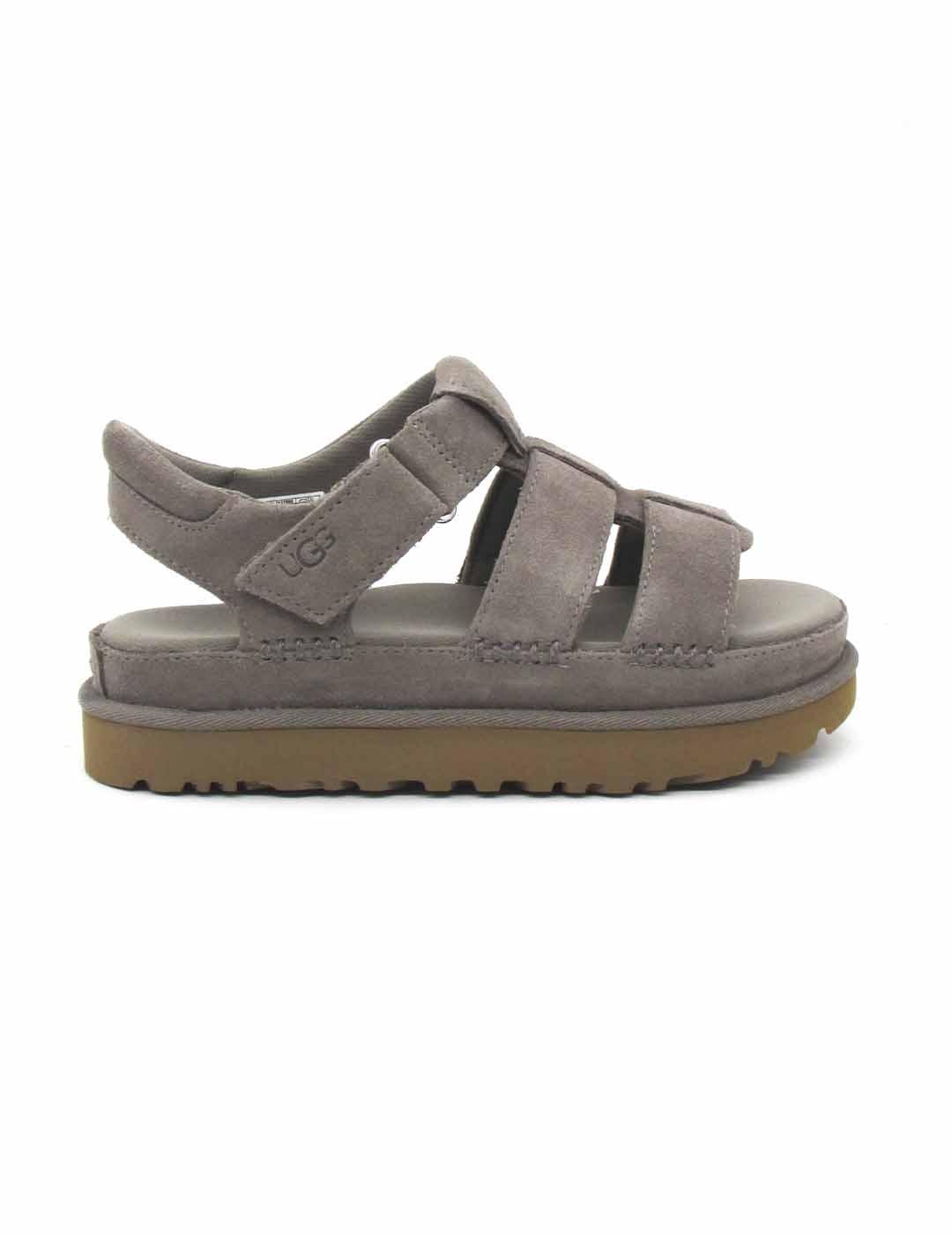 Sandalia UGG 1137890 de color gris con plataforma