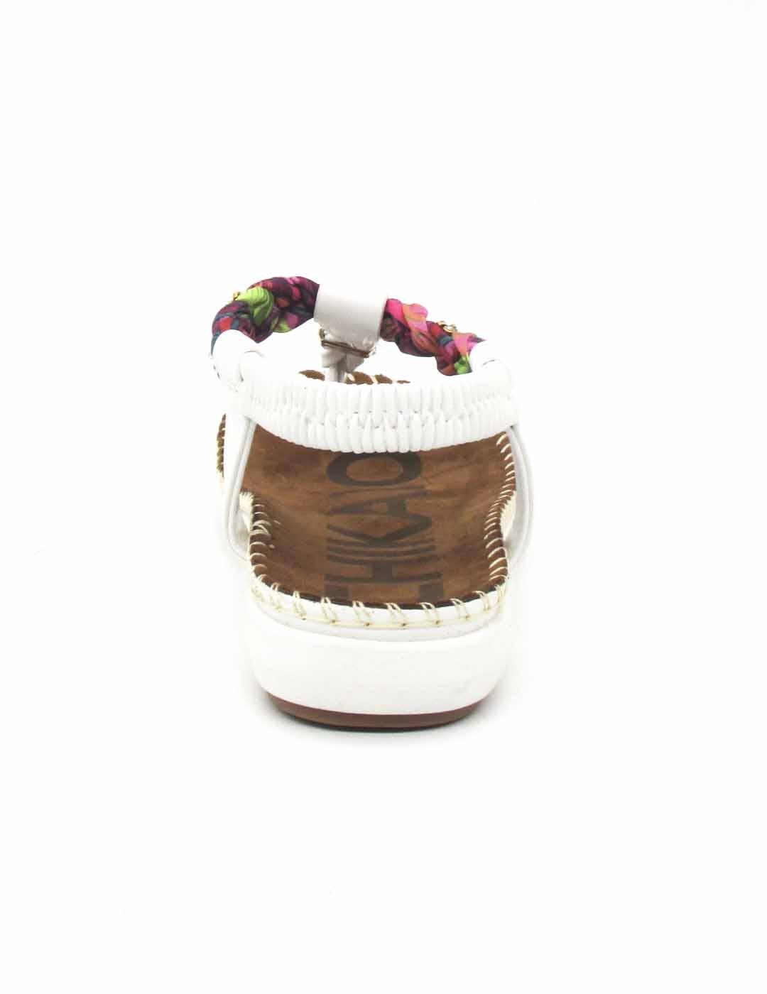 Sandalia Chika10 CANELON 04 de color blanco