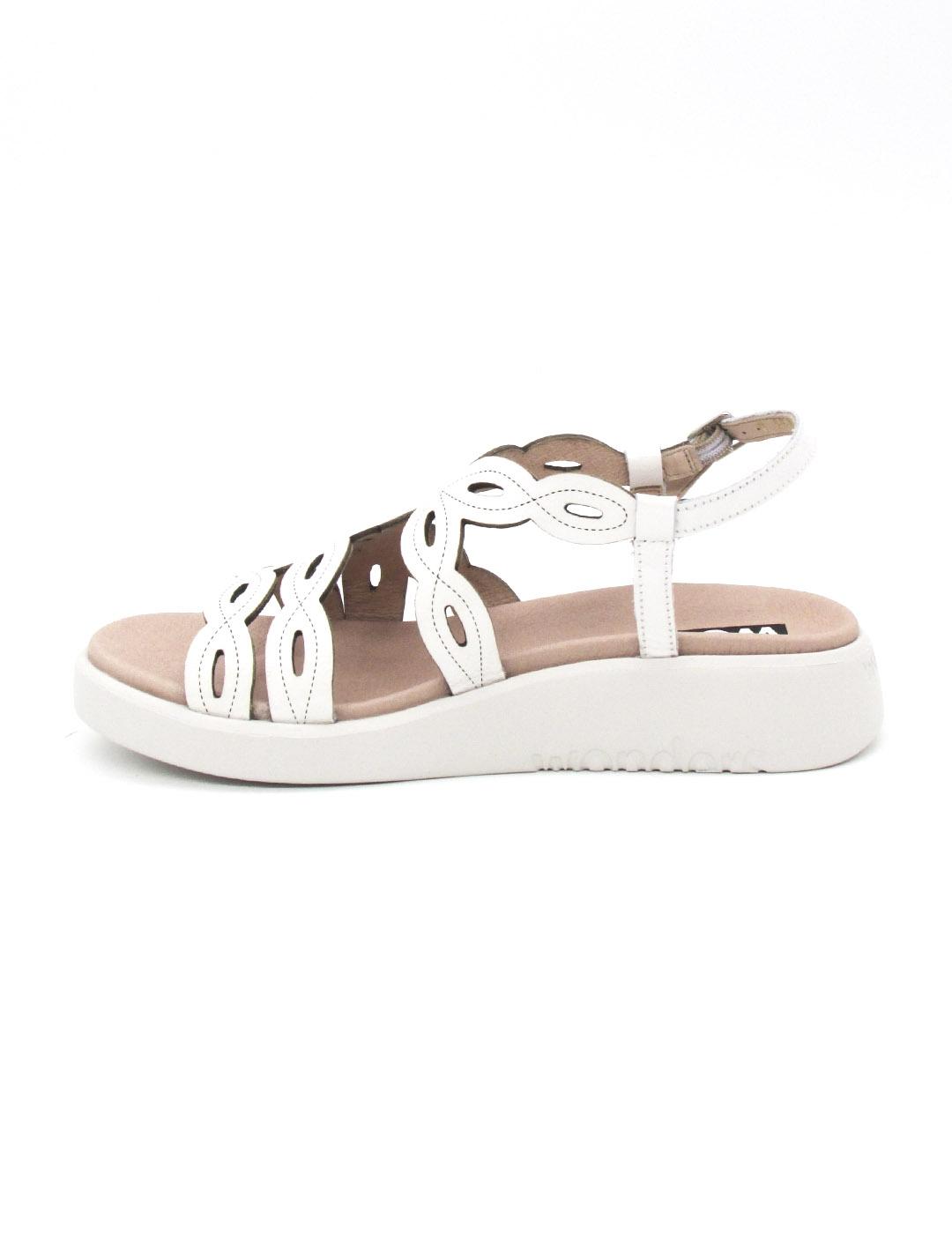 Sandalia Wonders C-6542 blanco de charol para muje