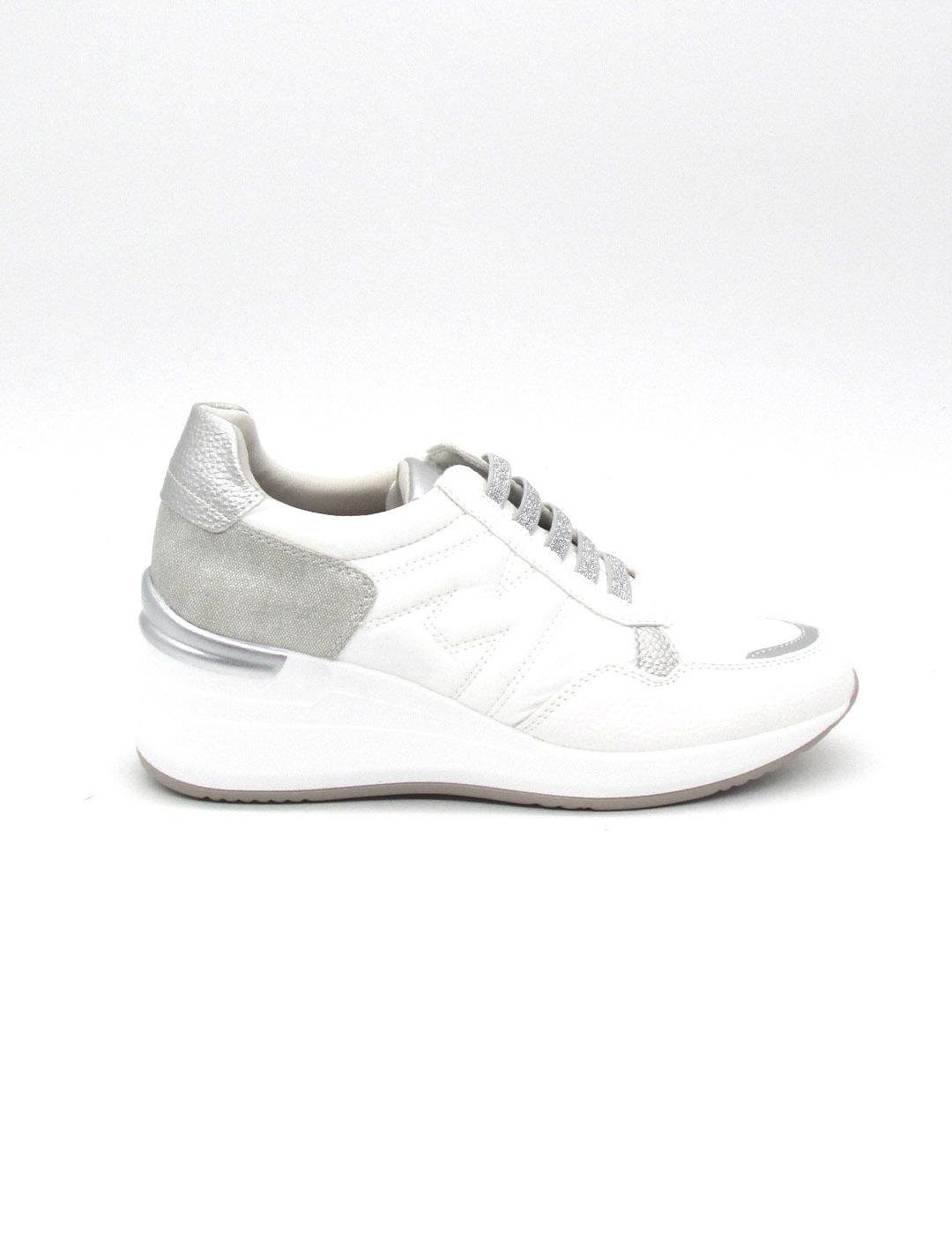 Zapato deportivo Mysoft 25M250 blanco con cuña para mujer
