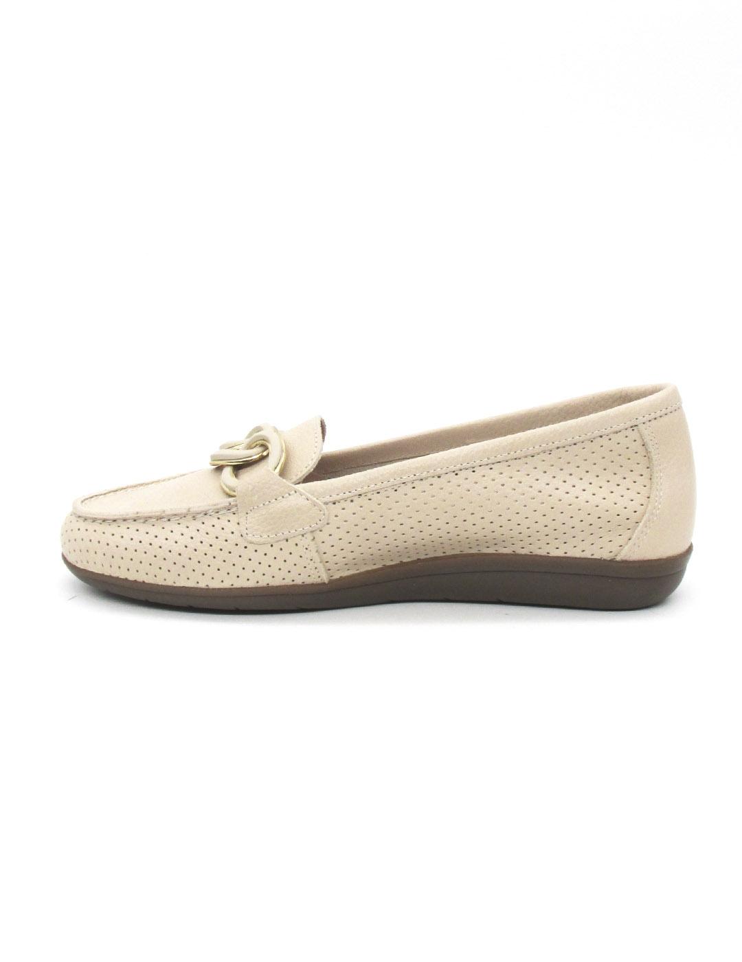 Mocasín 24HRS 26456 de color beige para mujer