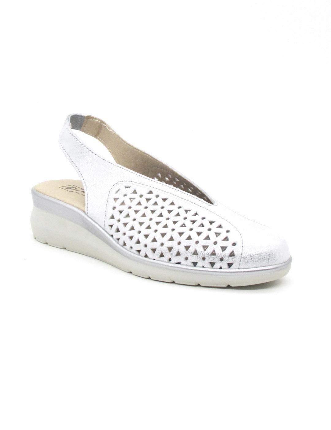 Sandalia Pitillos 10370 de color plata con cuña