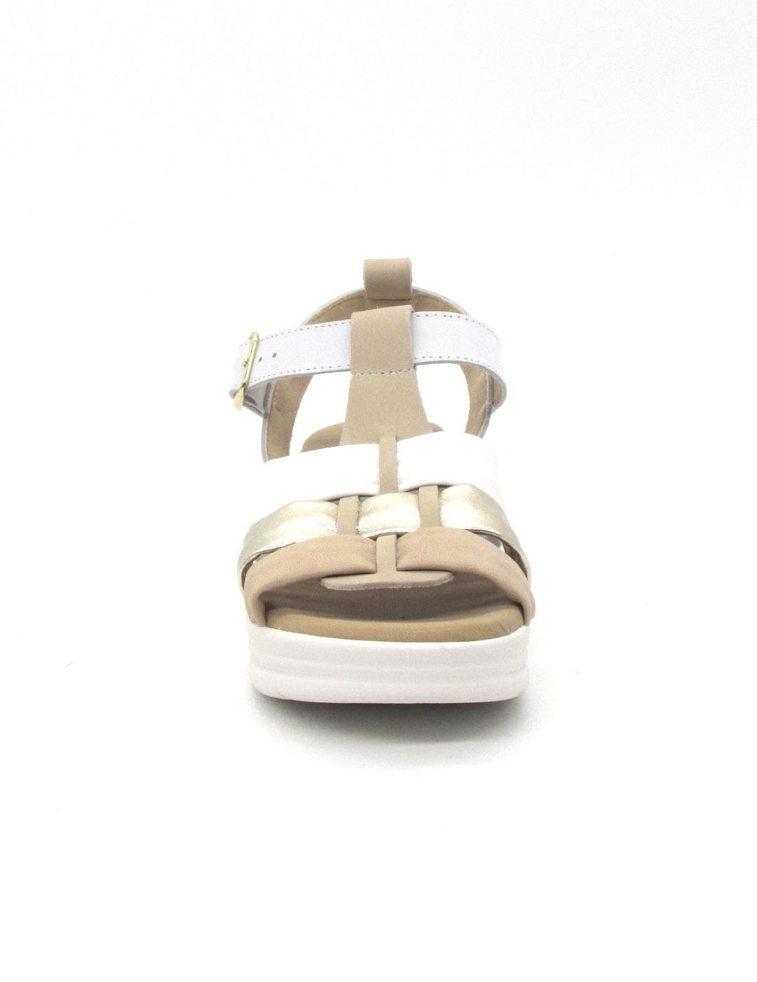 Sandalia Pitillos 10614 de color blanco con cuña