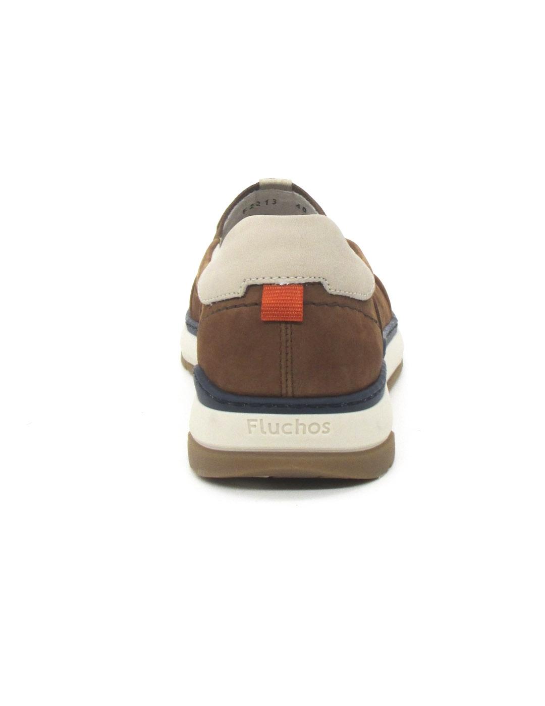 Mocasín Fluchos F2213 de color cuero para hombre