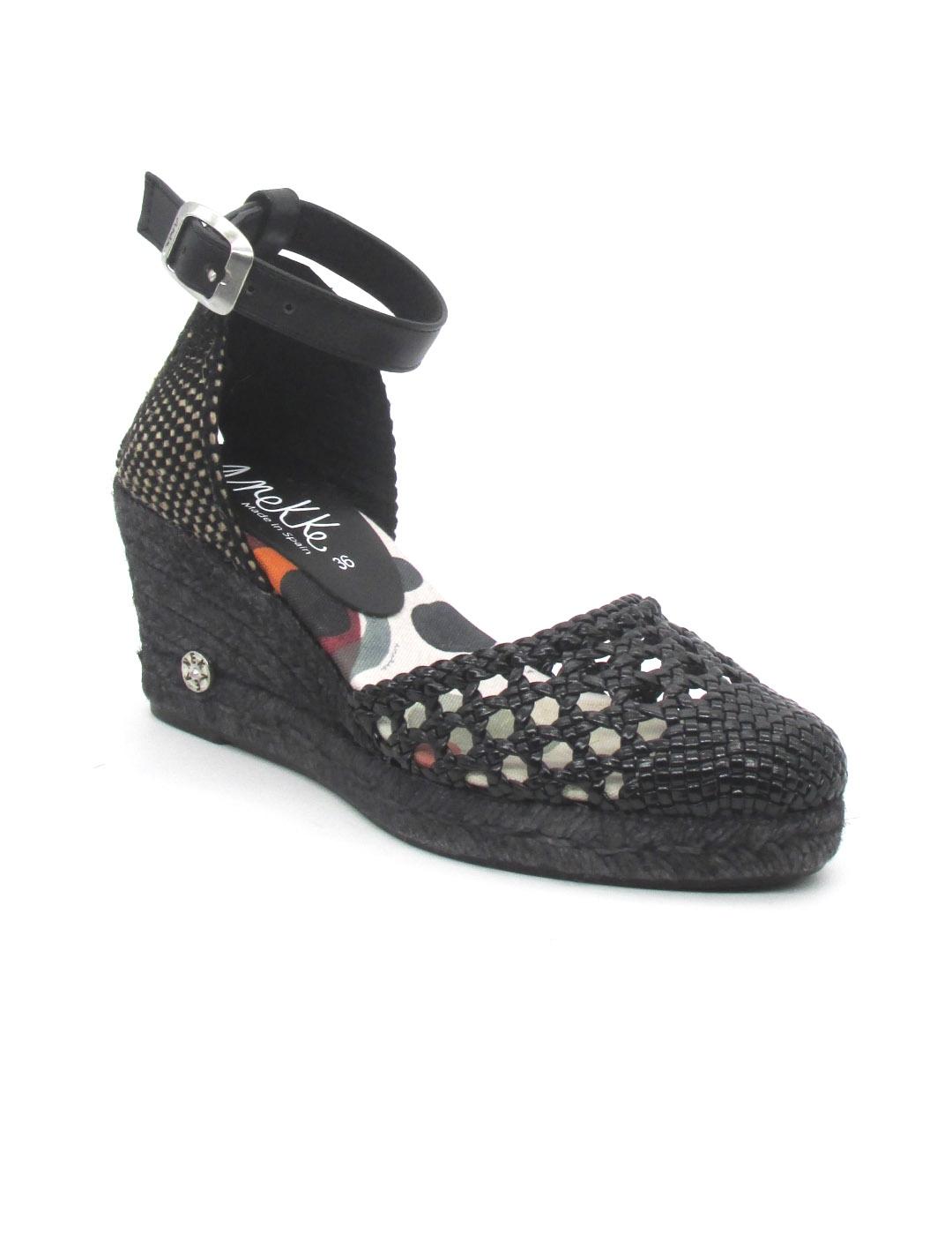 Alpargata Anekke 40371-15 de color negro para mujer