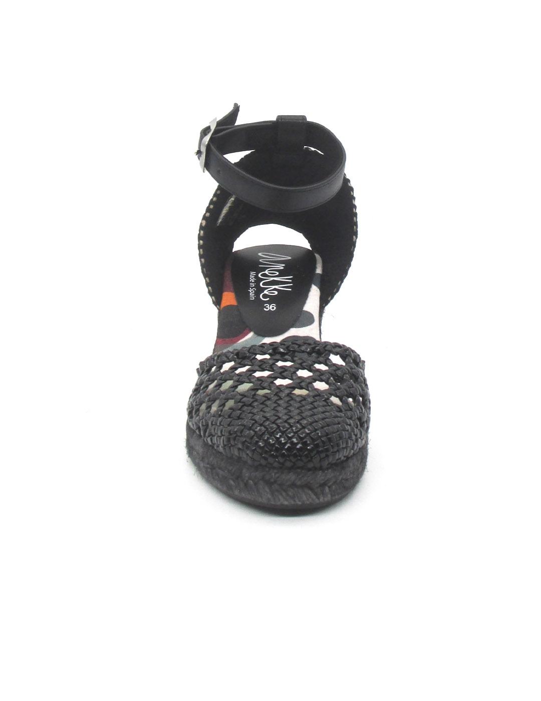 Alpargata Anekke 40371-15 de color negro para mujer