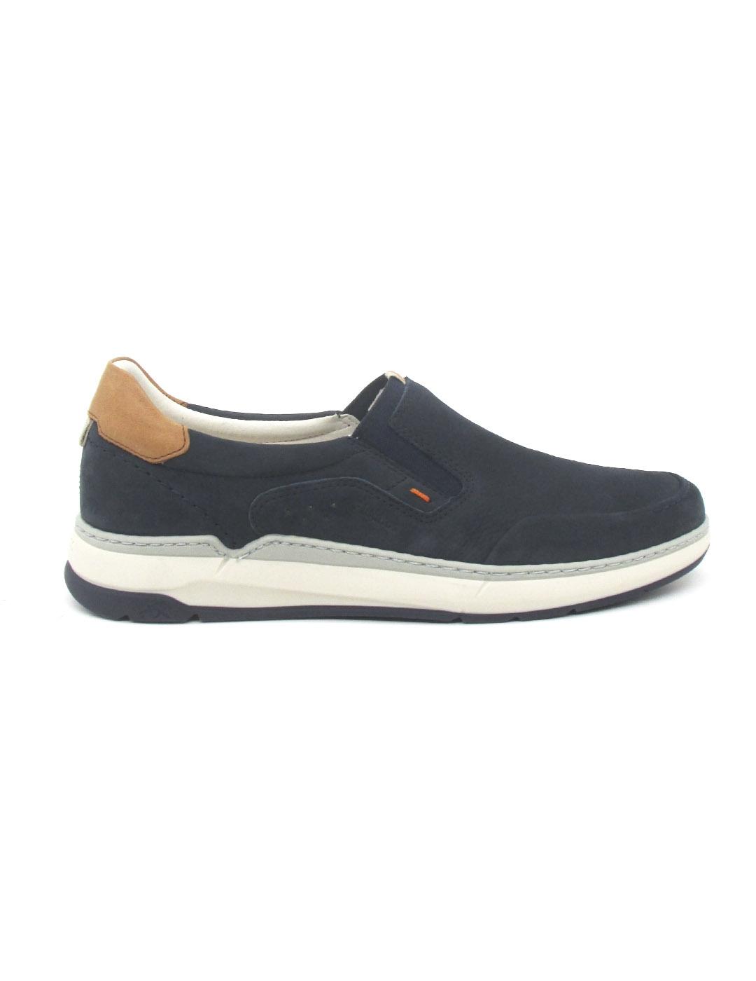 Mocasín Fluchos F2213 de color azul marino en serraje