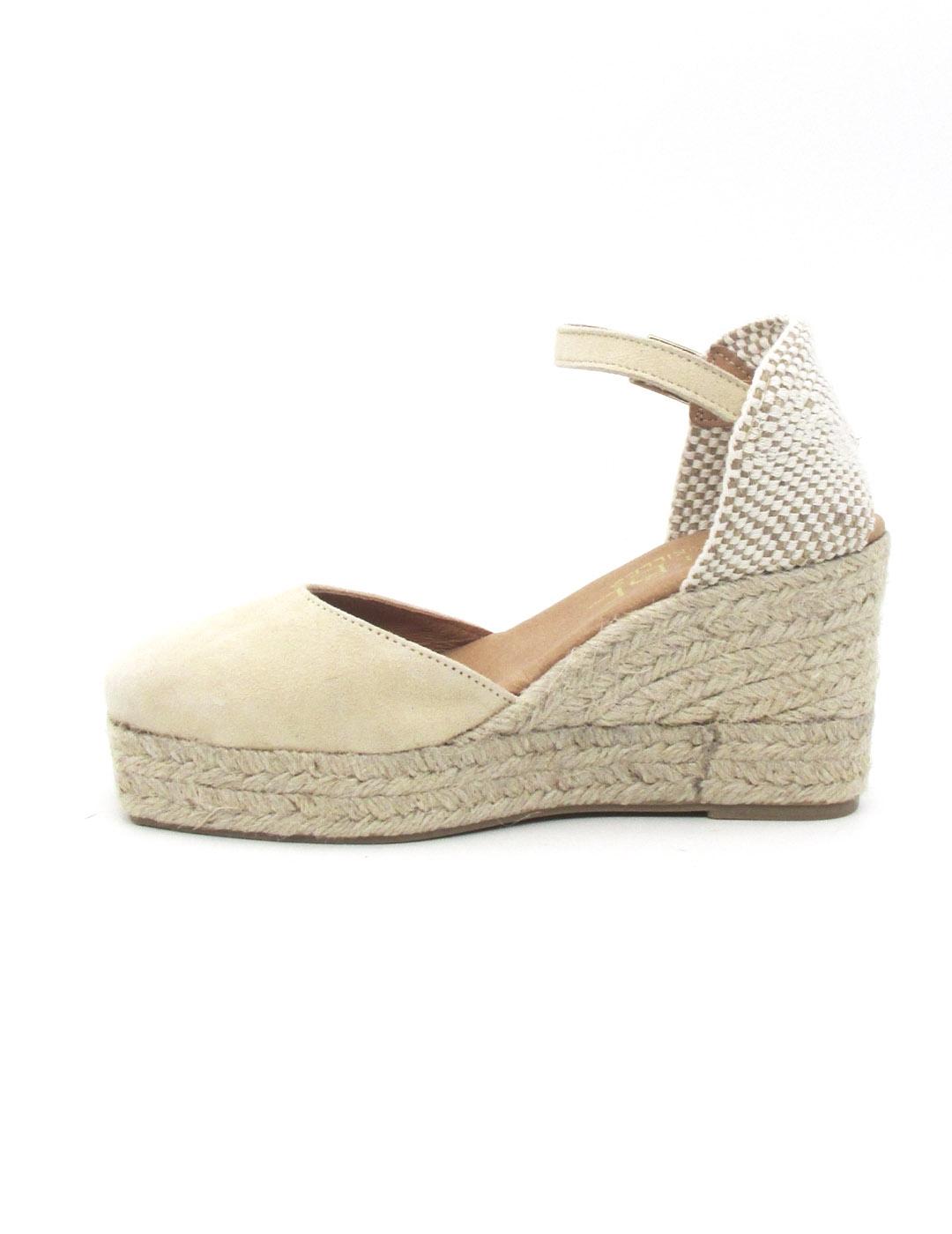 Alpargata Maybe FIONA de color beige con cuña para mujer