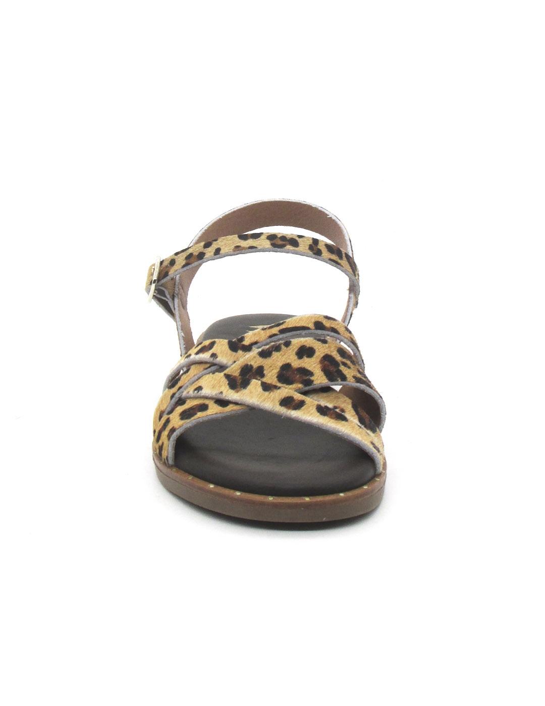 Sandalia Wikers R-144725 beige/leopardo plana para mujer