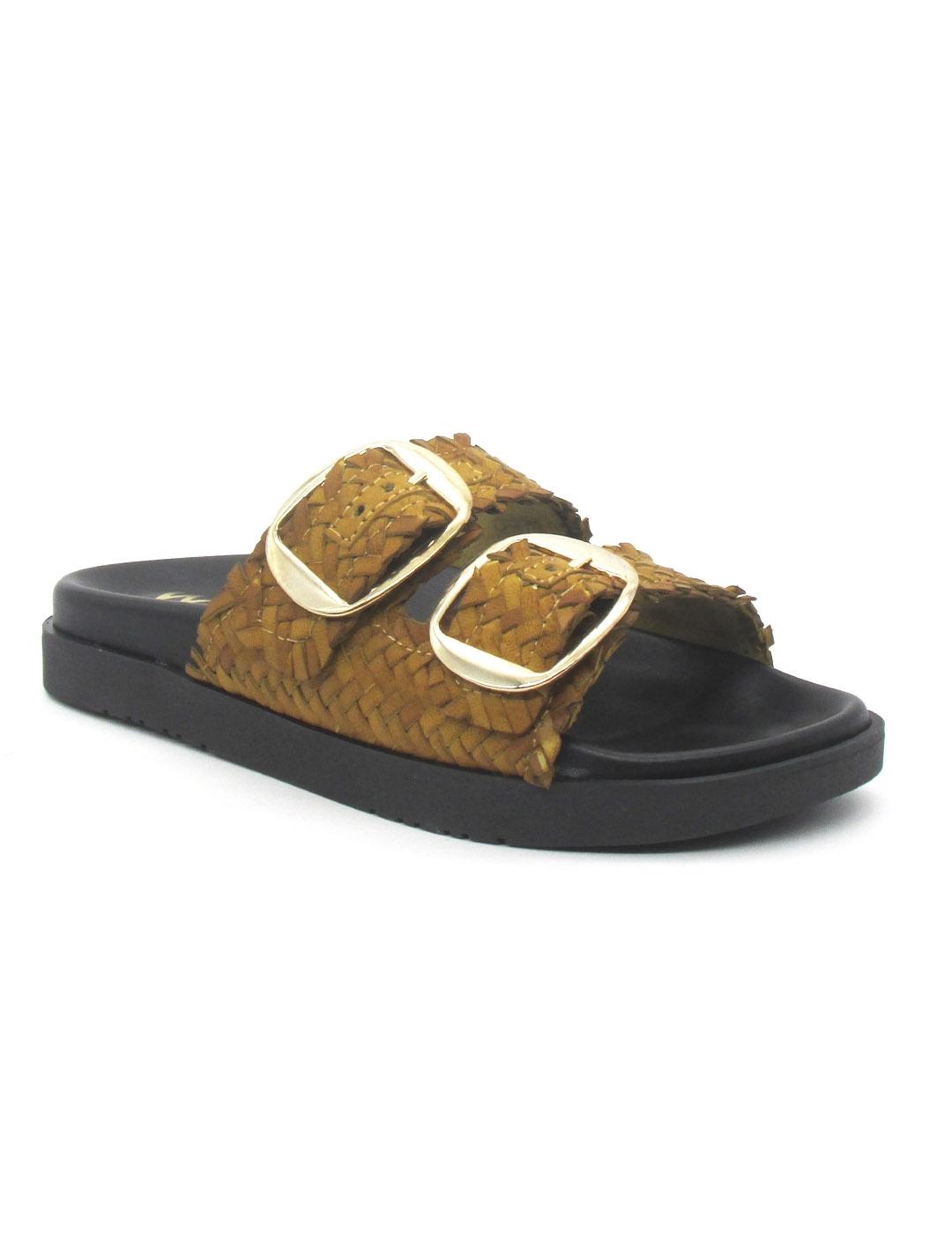 Sandalia Bio Wikers R-64787 de color mostaza para mujer