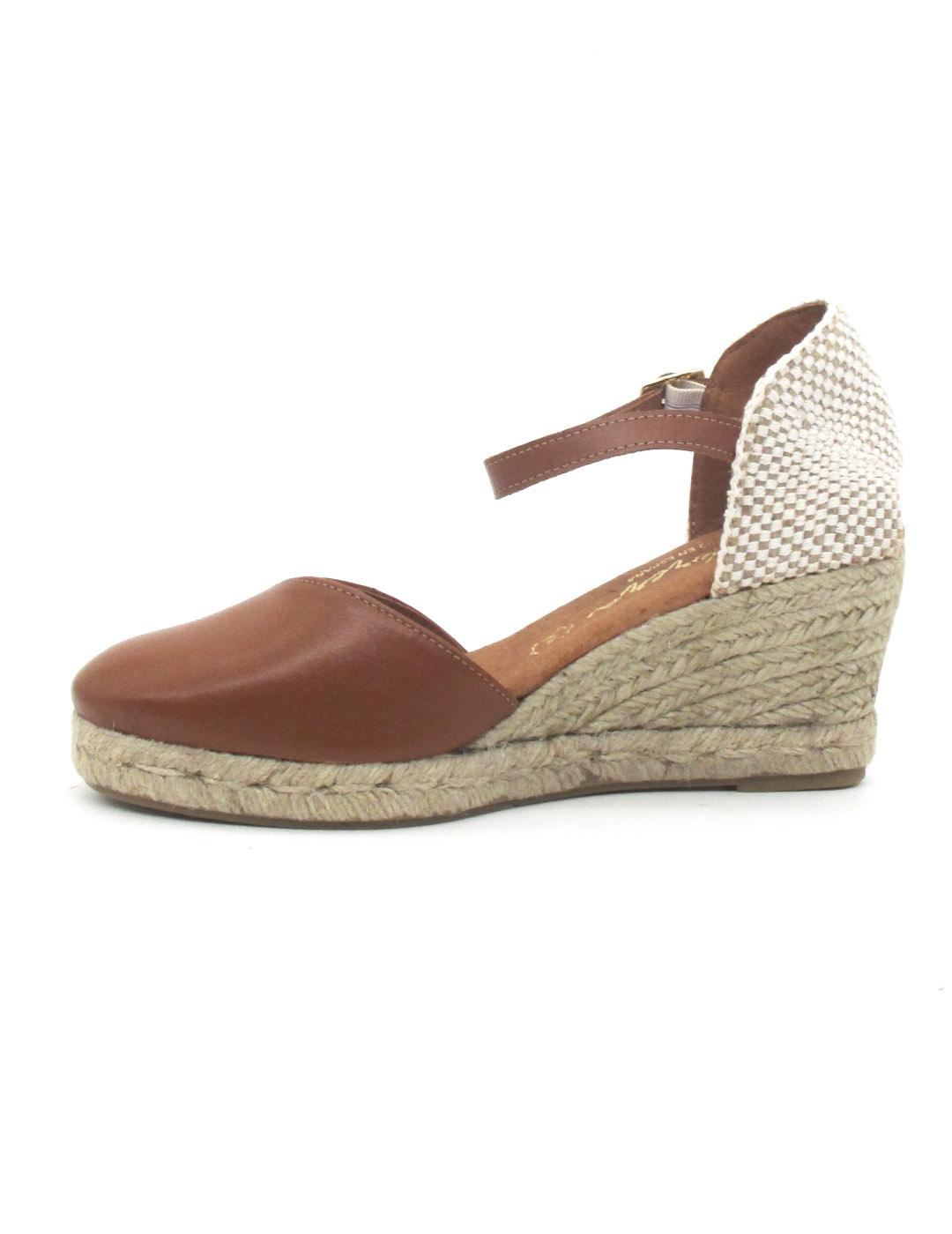 Alpargata Cabrera 48-5 de color cuero en piel para mujer