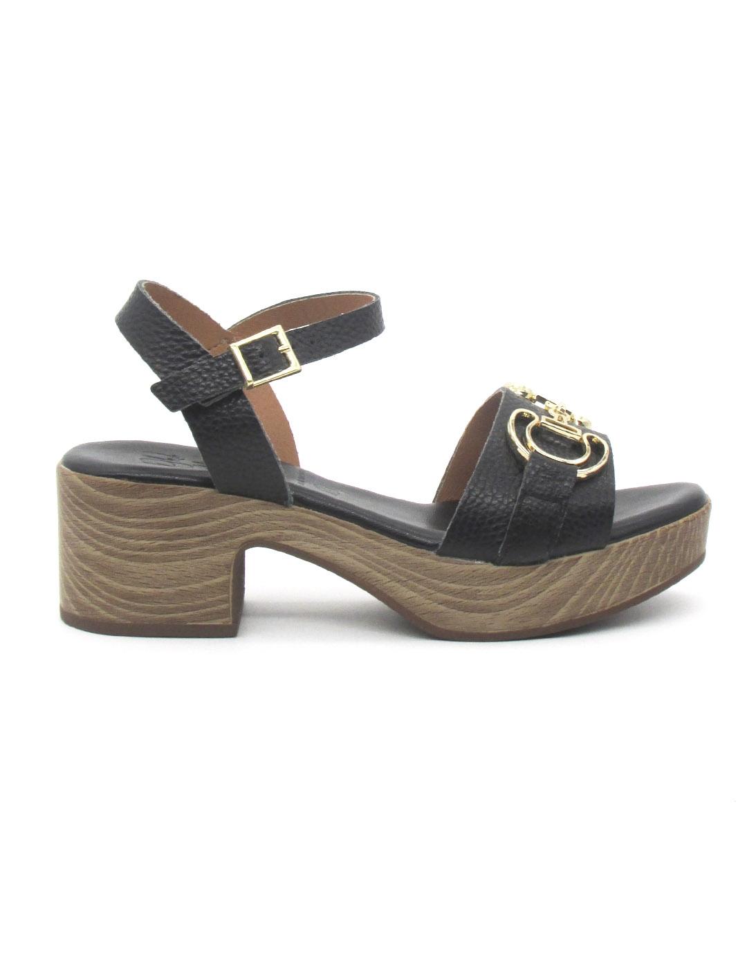 Sandalia Oh My Sandals 5626 de color negro mujer