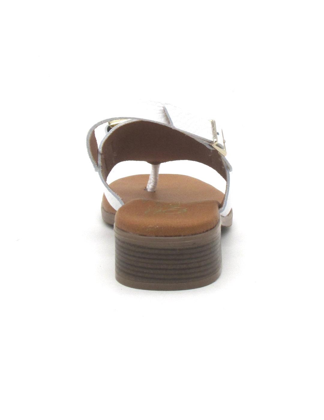 Sandalia Oh My Sandals 5585 de color blanco para mujer