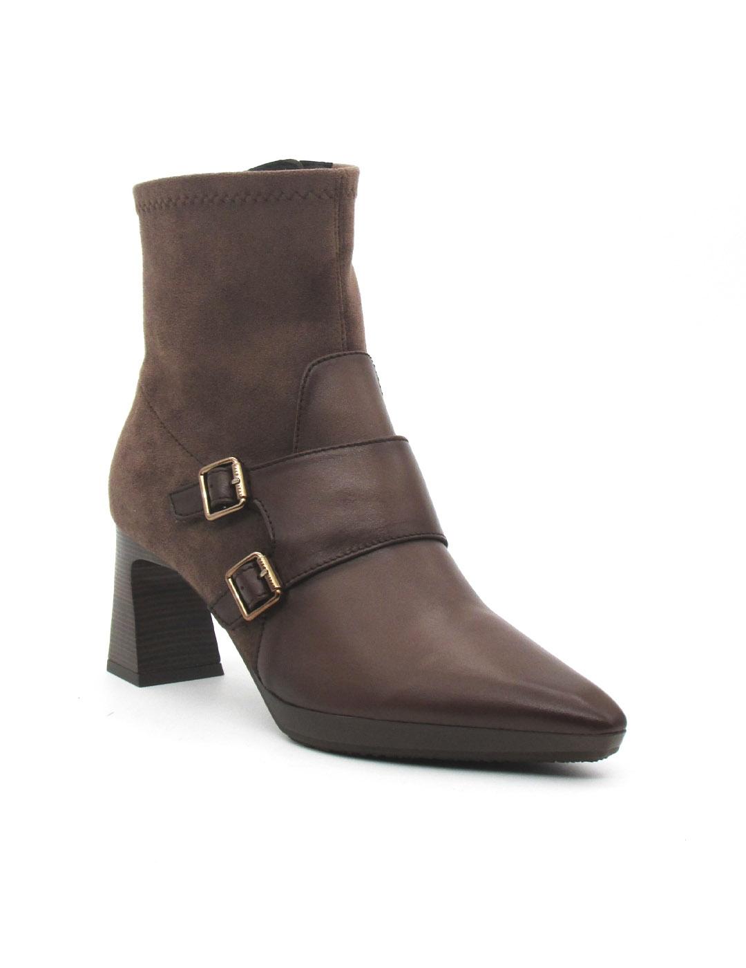 Botin Hispanitas HI254304 color marrón tacon