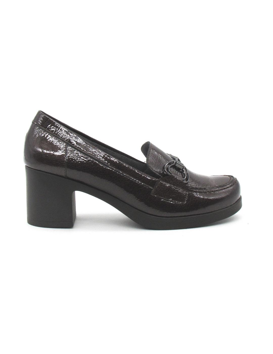 Zapato Pitillos 30101 color marron tacon charol