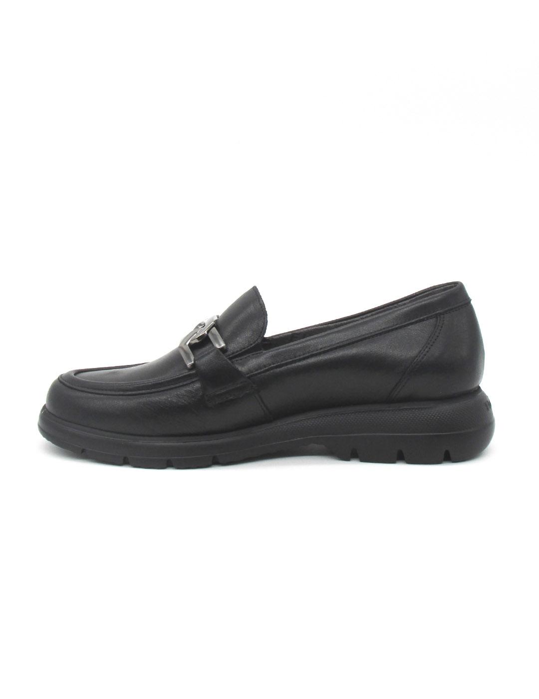 Mocasin Fluchos F1794  negro piel para mujer