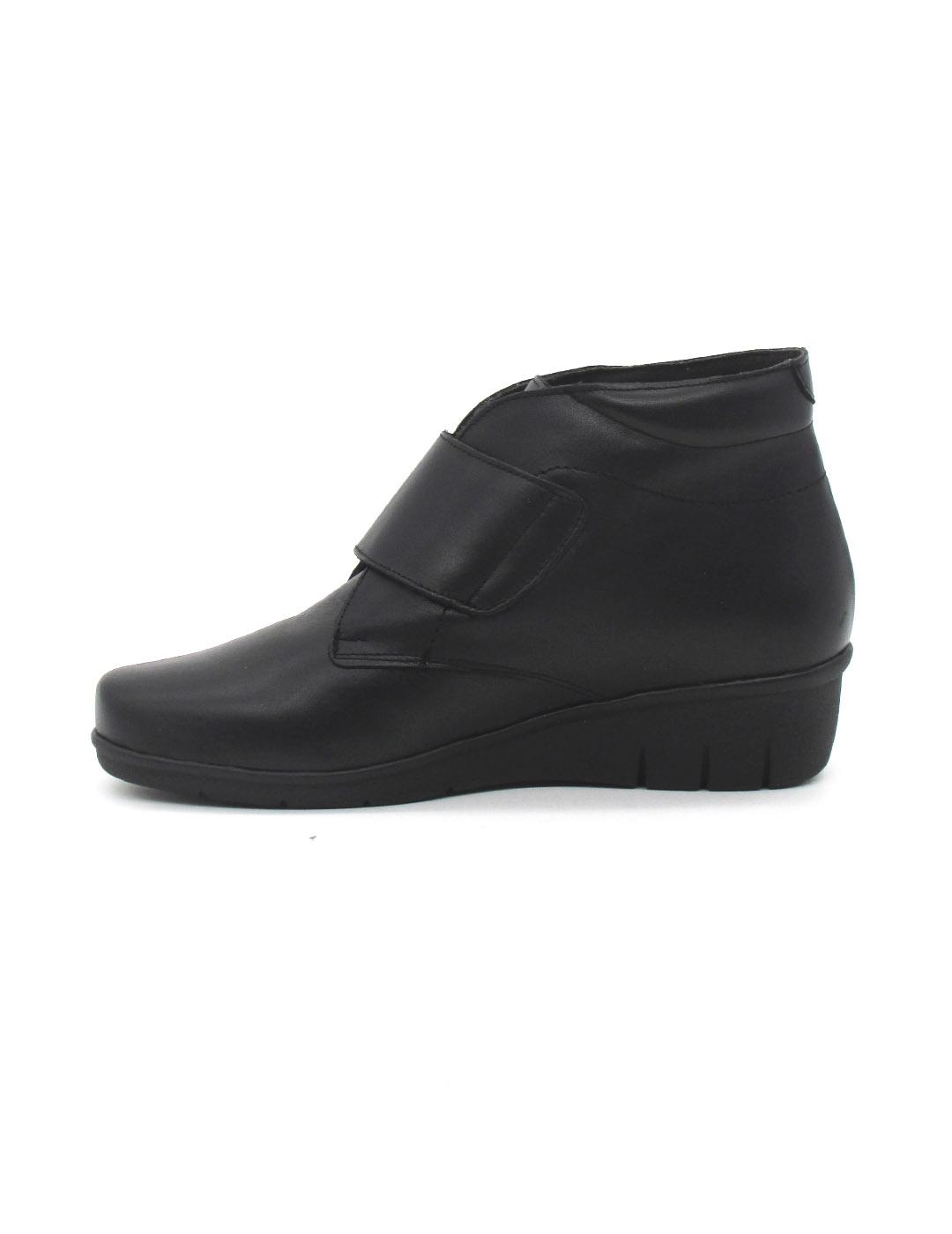 Botin Valerias 1573 de color negro para mujer