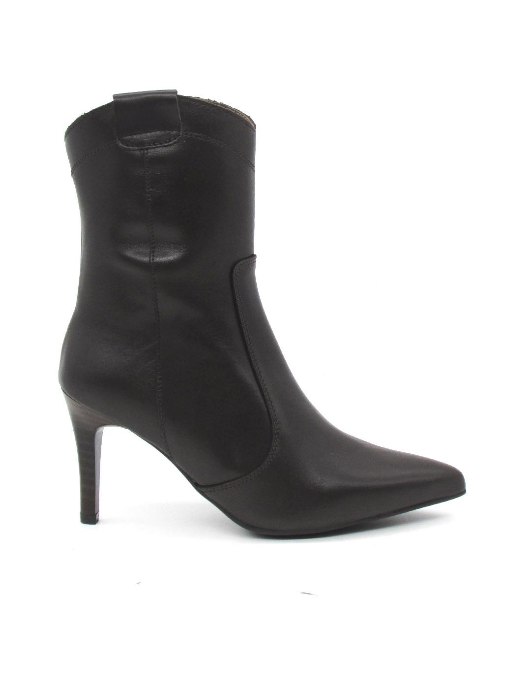 Botin Patricia Miller 6106 color moka para mujer