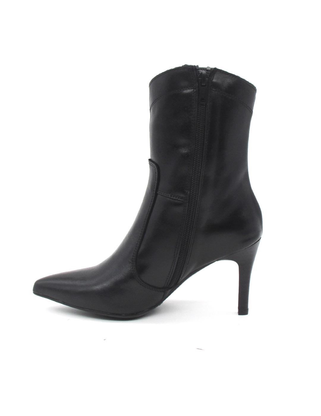 Botin Patricia Miller 6106 color negro para mujer