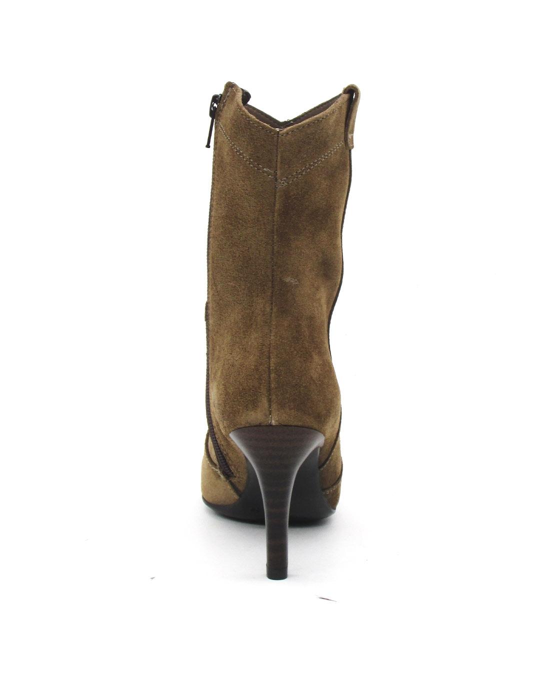 Botin Patricia Miller 6106 color taupe para mujer