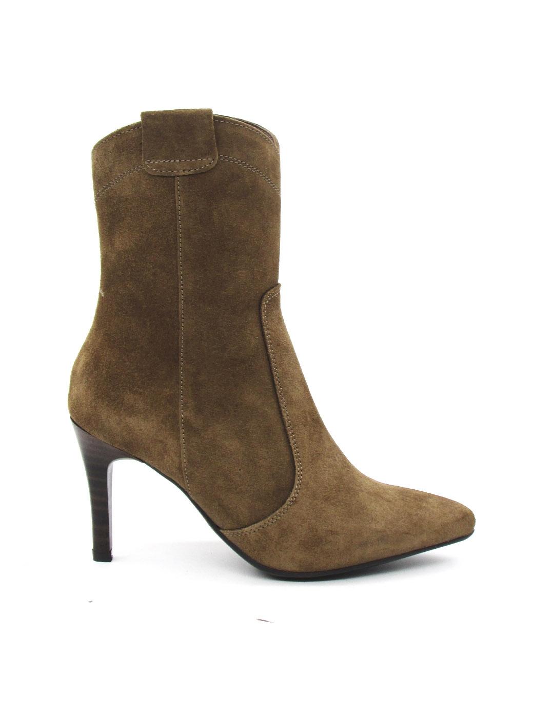 Botin Patricia Miller 6106 color taupe para mujer